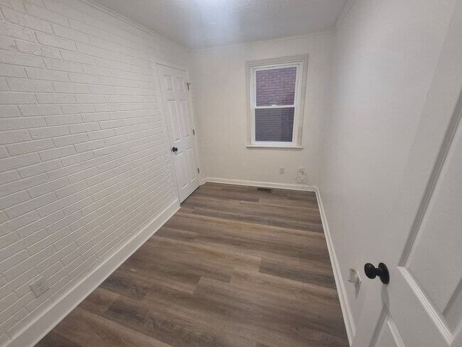 Foto del edificio - 3 bed 1 bath Dayton, KY