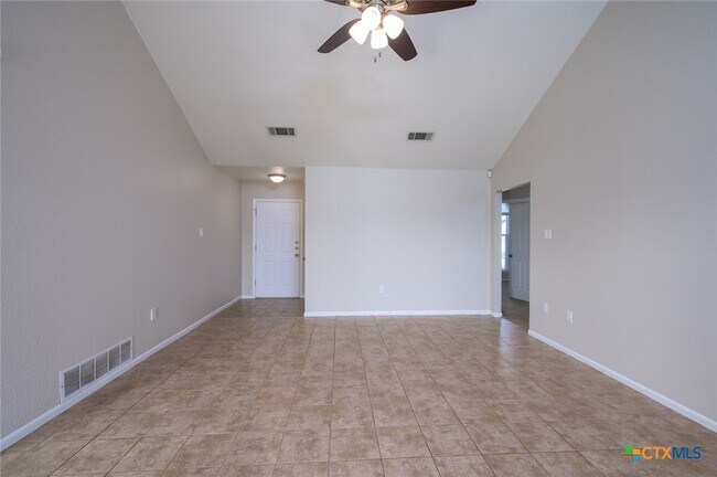 Foto del edificio - 3802 Lone Oak Dr