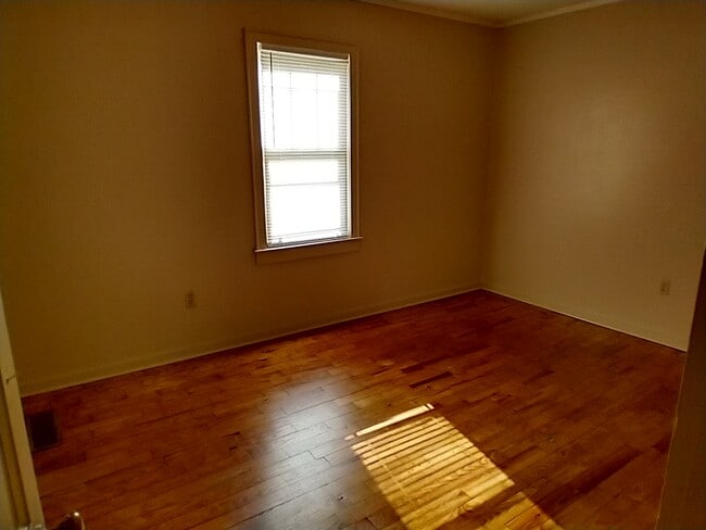 Photo - 5610 Blackwell Ave House