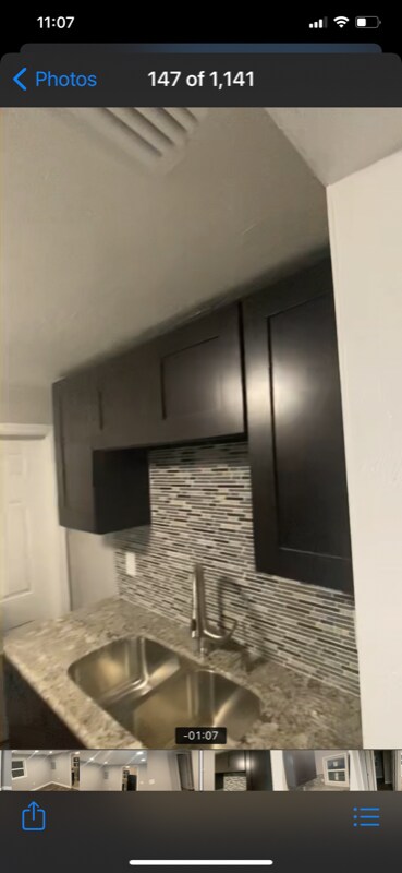 Foto del edificio - 652 NE Congress Ave