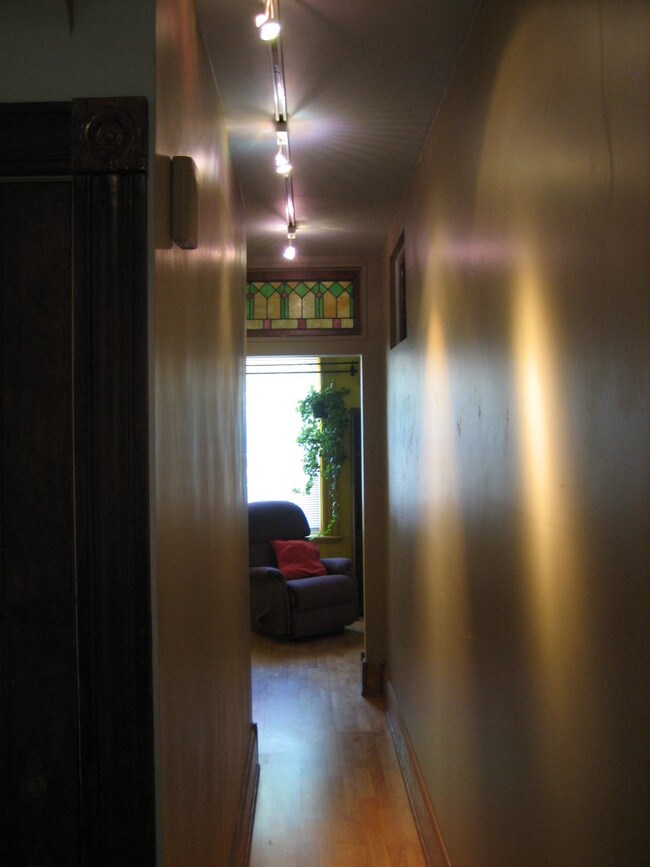 Foto del edificio - 719 Savannah Ave