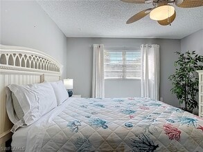 Building Photo - 200 Turtle Lake Ct