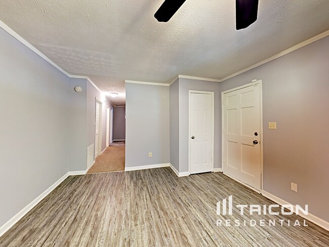 Building Photo - 68 Belmont Ln