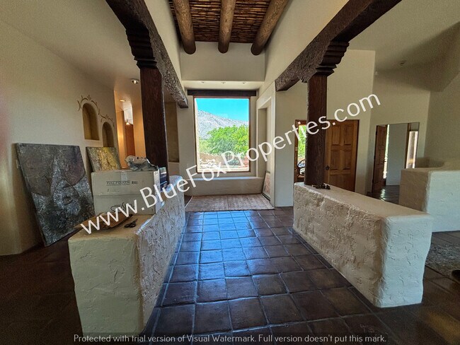 Foto del edificio - 5661 E Shadow View Ct