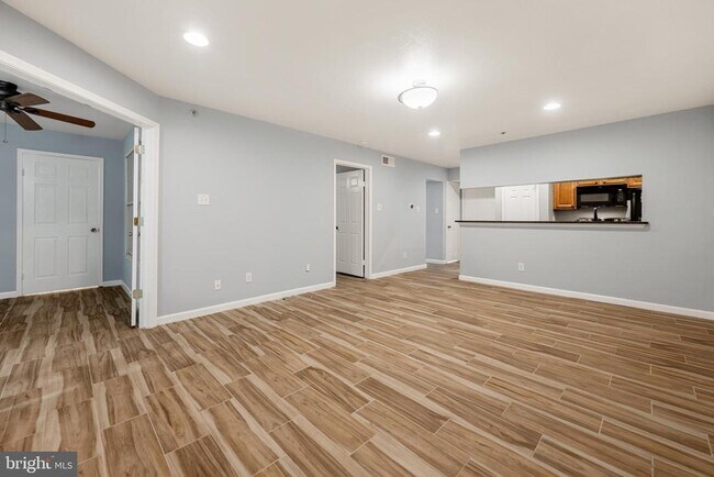 Foto del edificio - 3309 Wyndham Cir