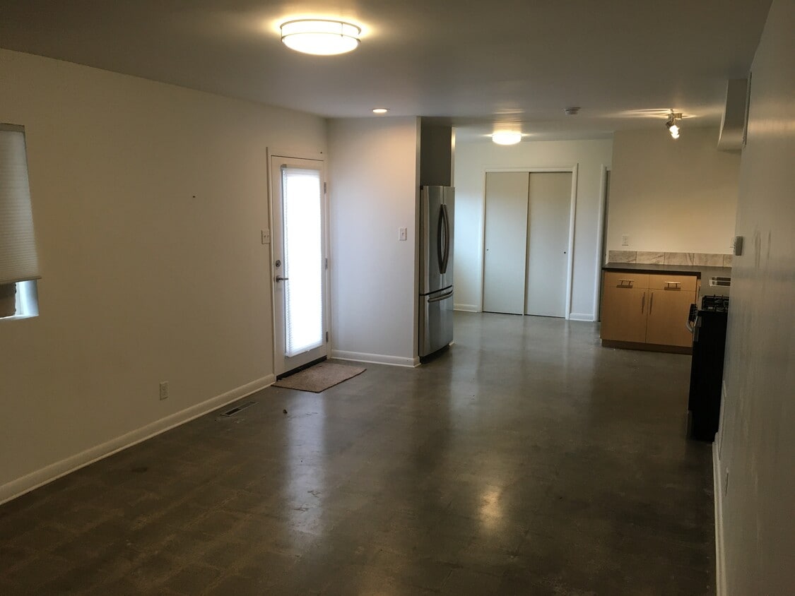 565 K St E, Salt Lake City, UT 84103 Townhome Rentals in Salt Lake
