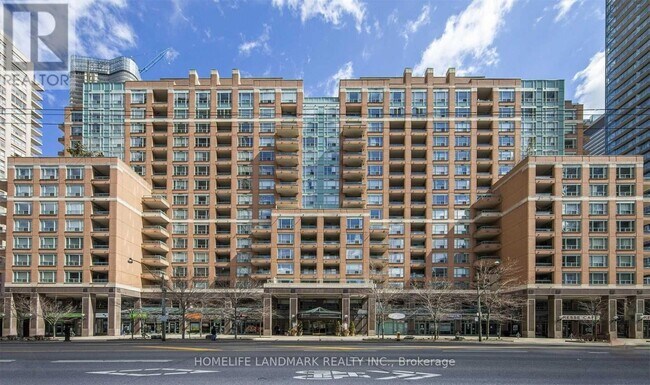 Building Photo - 887 Bay St.