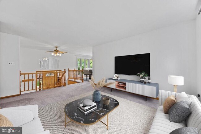 Foto del edificio - 13501 Kelmont Ct