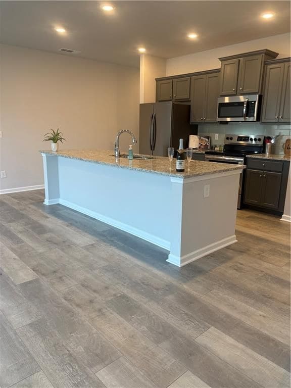 Building Photo - 400 Whitetail Cir