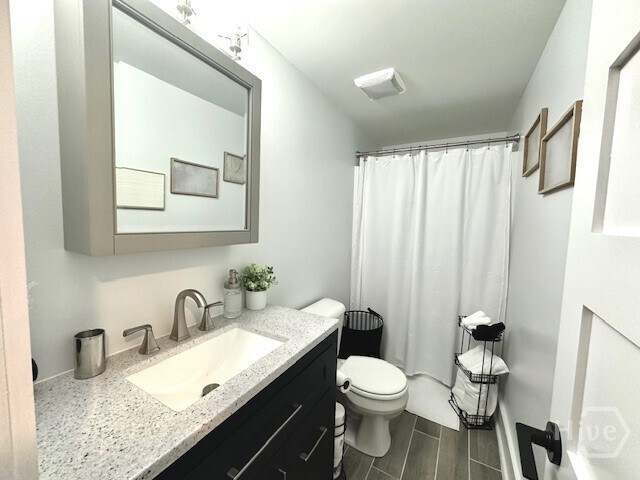 Foto del edificio - 528 E 37th St