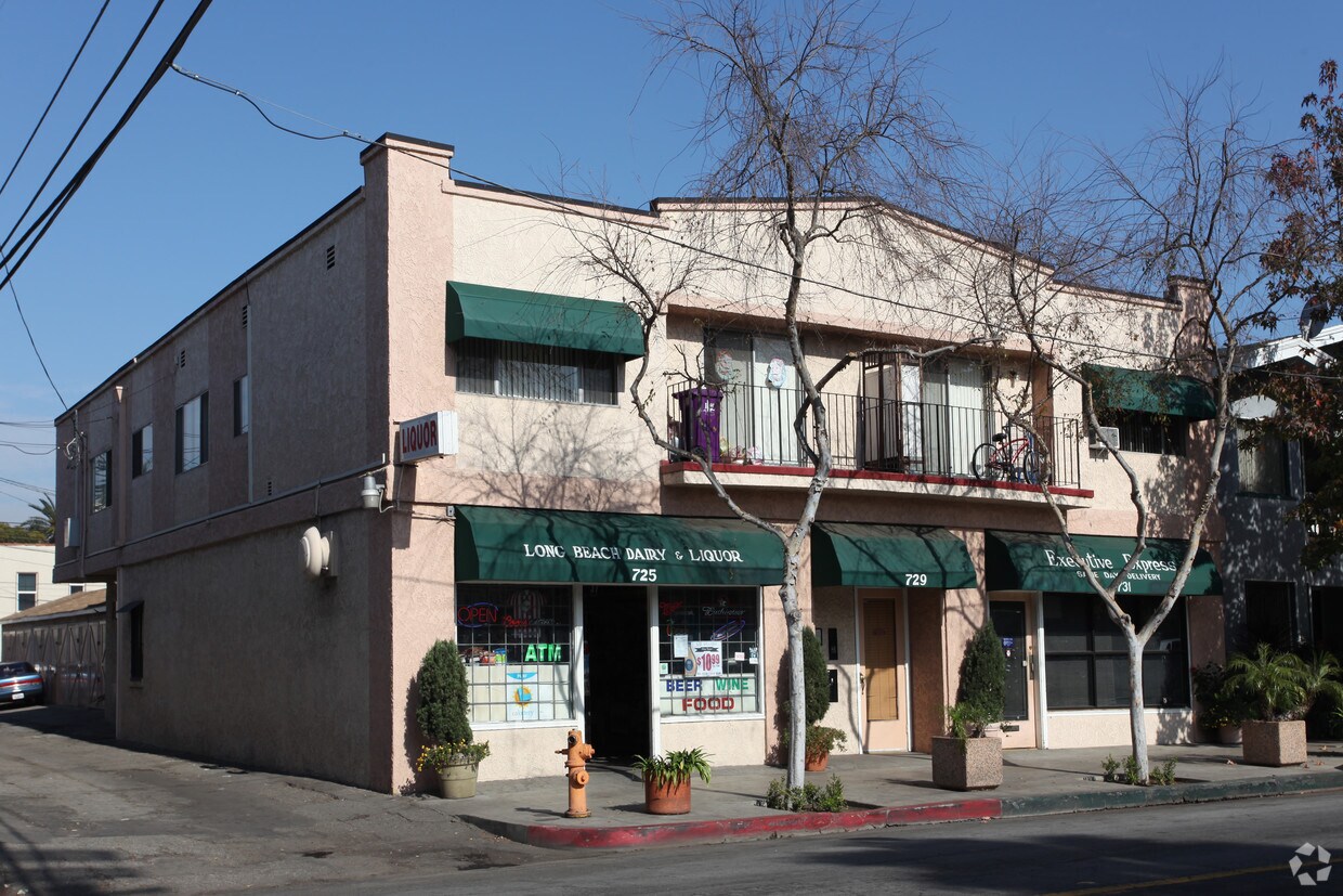Foto principal - 725-731 E 4th St