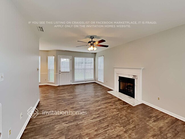 Foto del edificio - 4601 Falcon Chase Dr SW