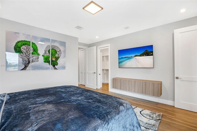 Foto del edificio - 3657 SW 26th St