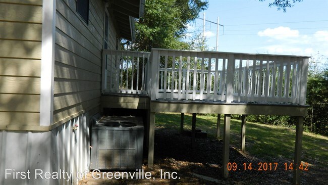 Building Photo - 2 br, 1 bath House - 219 Cunningham St
