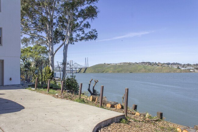 Foto del edificio - 352 Winslow St