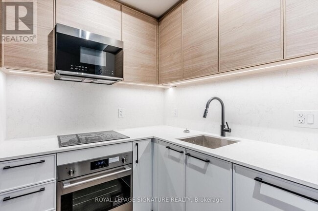 Building Photo - 1050 Eastern Ave