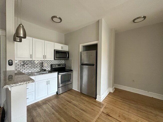 Photo - The Antoinette Apartments