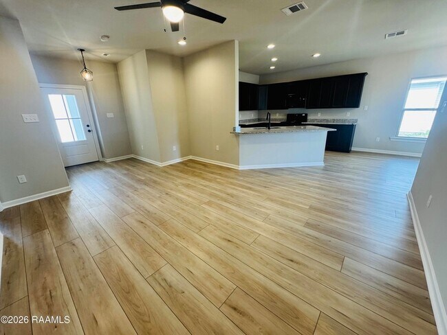 Foto del edificio - 7383 Alley Oak Ln