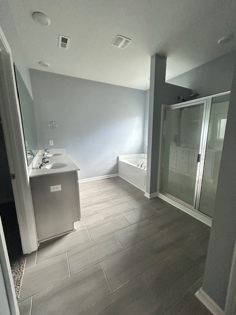 Building Photo - 22640 Regent Dr