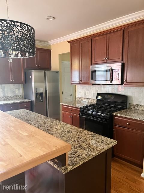 Building Photo - 4 br, 3.5 bath House - 8910 Ruffed Grouse ...