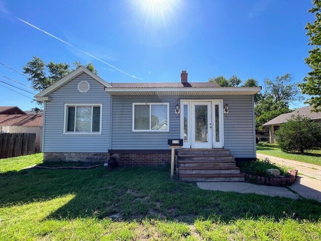 Building Photo - 2 Bed In Great Location