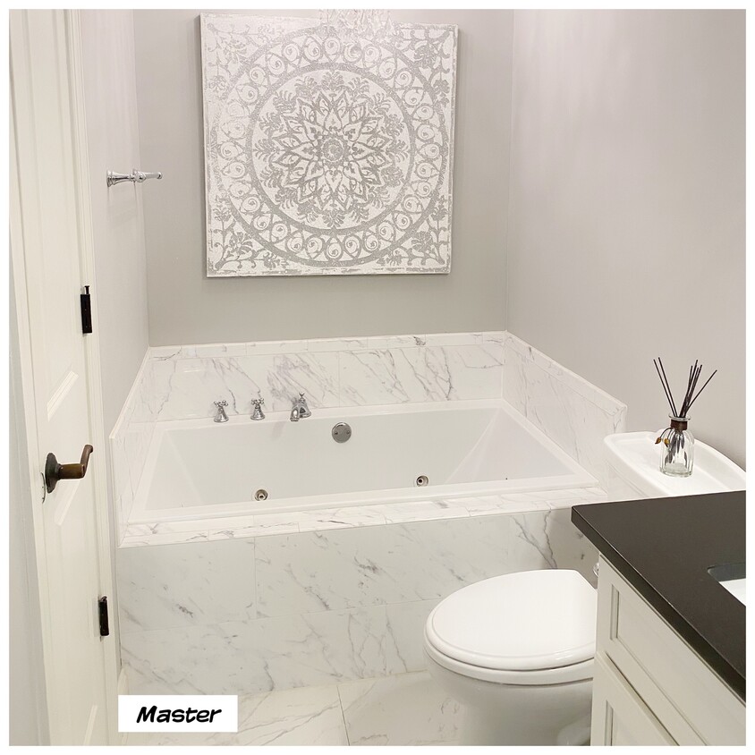 Jetted Tub - 21 George St