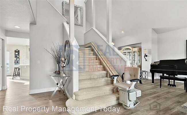 Foto del edificio - 4 br, 2.5 bath House - 9916 181st Ave Ct. E