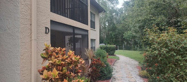 Building Photo - "Quite and Peaceful 2-Bed, 2-Bath Condo in...