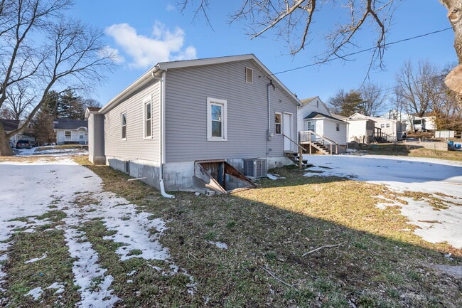 Foto del edificio - 1438 N Water St