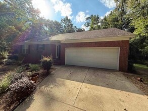 Building Photo - 1584 Chadwick Way