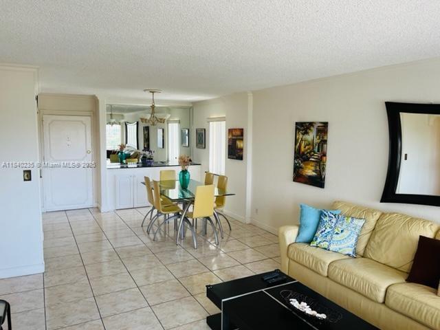 Foto del edificio - 401 Golden Isles Dr