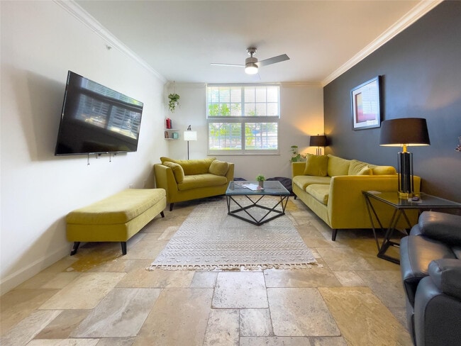 Building Photo - 1900 Van Buren St