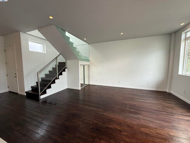 Foto del edificio - 317 Cortland Ave