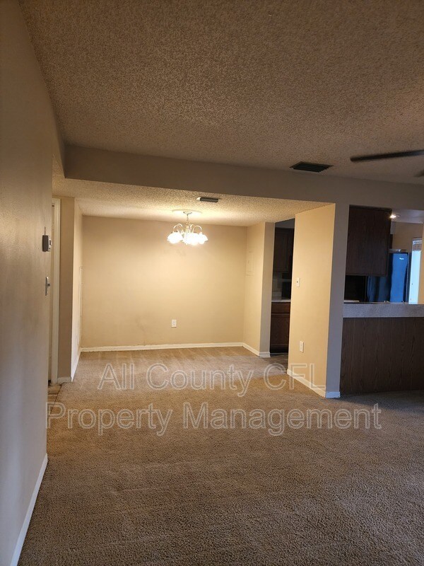 Foto del edificio - 184 Riverbend Dr