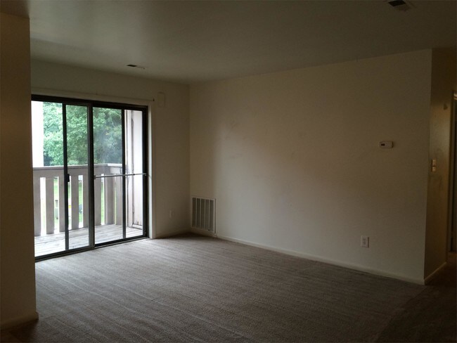 Building Photo - 129 Green St