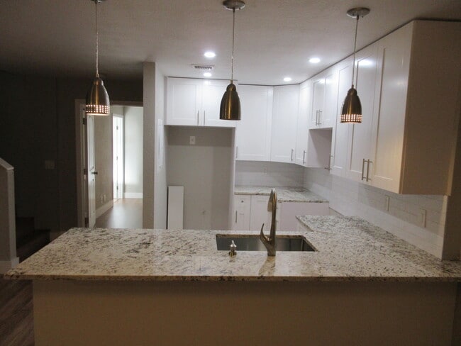 Foto del edificio - 401 Cypress Wy