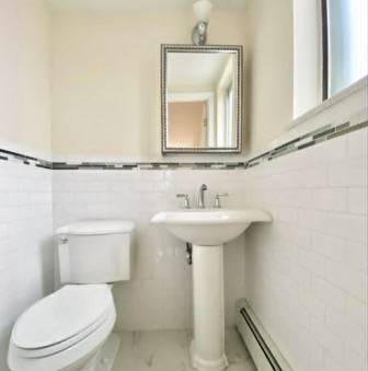 Foto del edificio - 73-04-7367 67th Rd