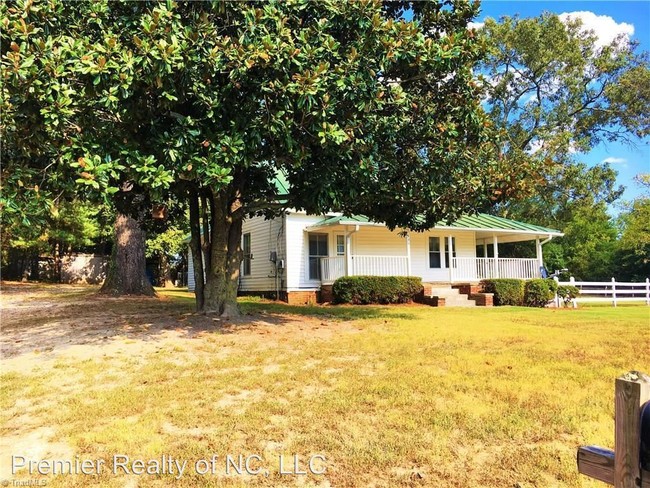 Building Photo - 3317 Courtney Church Rd