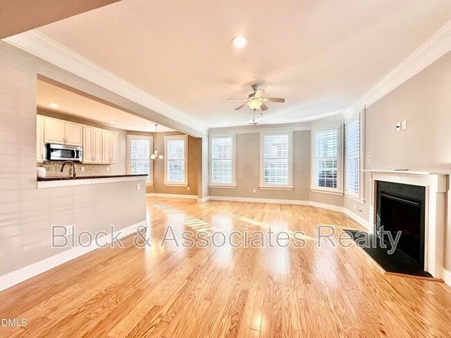 Photo - 10520 Sablewood Dr House