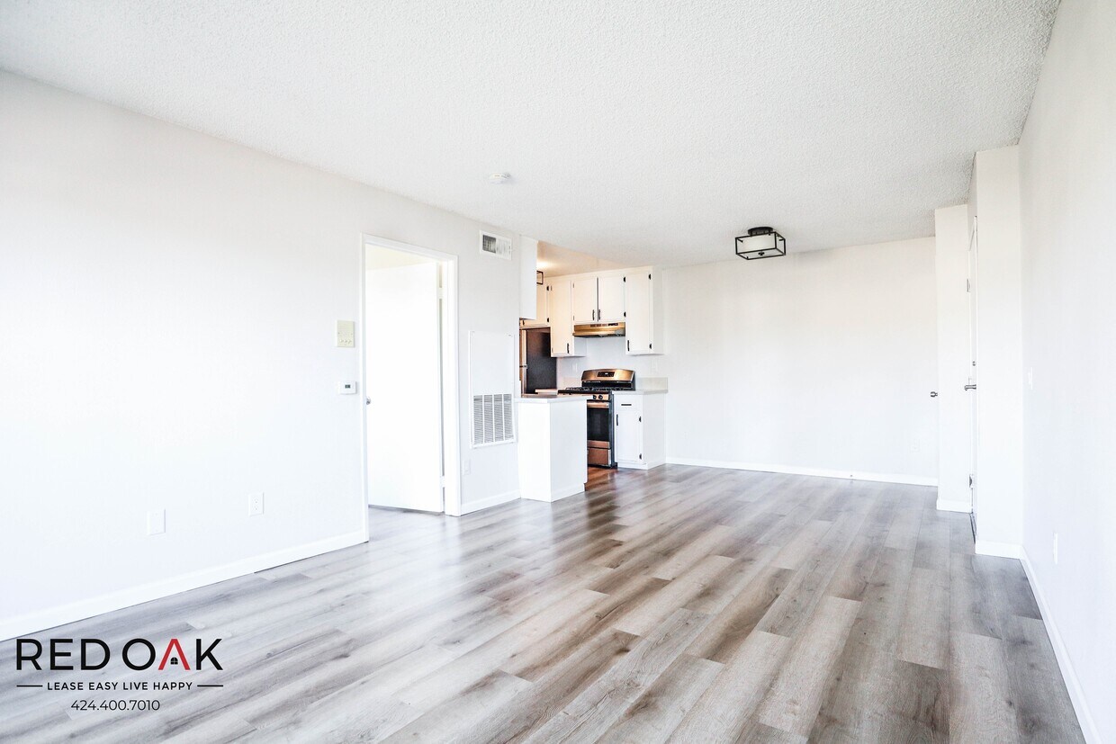 11823 Victory Blvd Unit 113