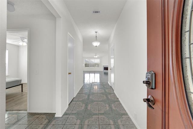 Building Photo - 1407 Autumncrest Dr