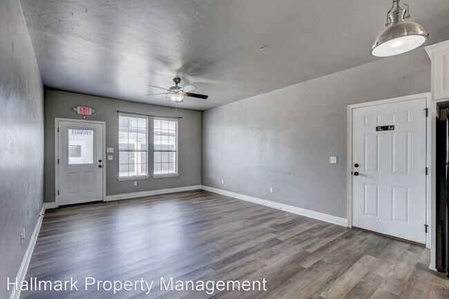 Foto del edificio - 2 br, 1 bath House - 8901 S. Sunnylane Rd.