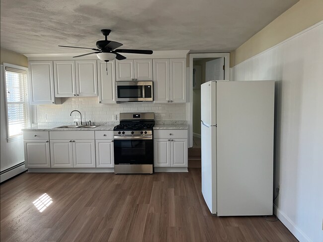 Foto del edificio - 46 Phenix Ave