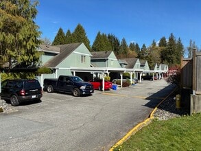 Building Photo - 2334 224 St
