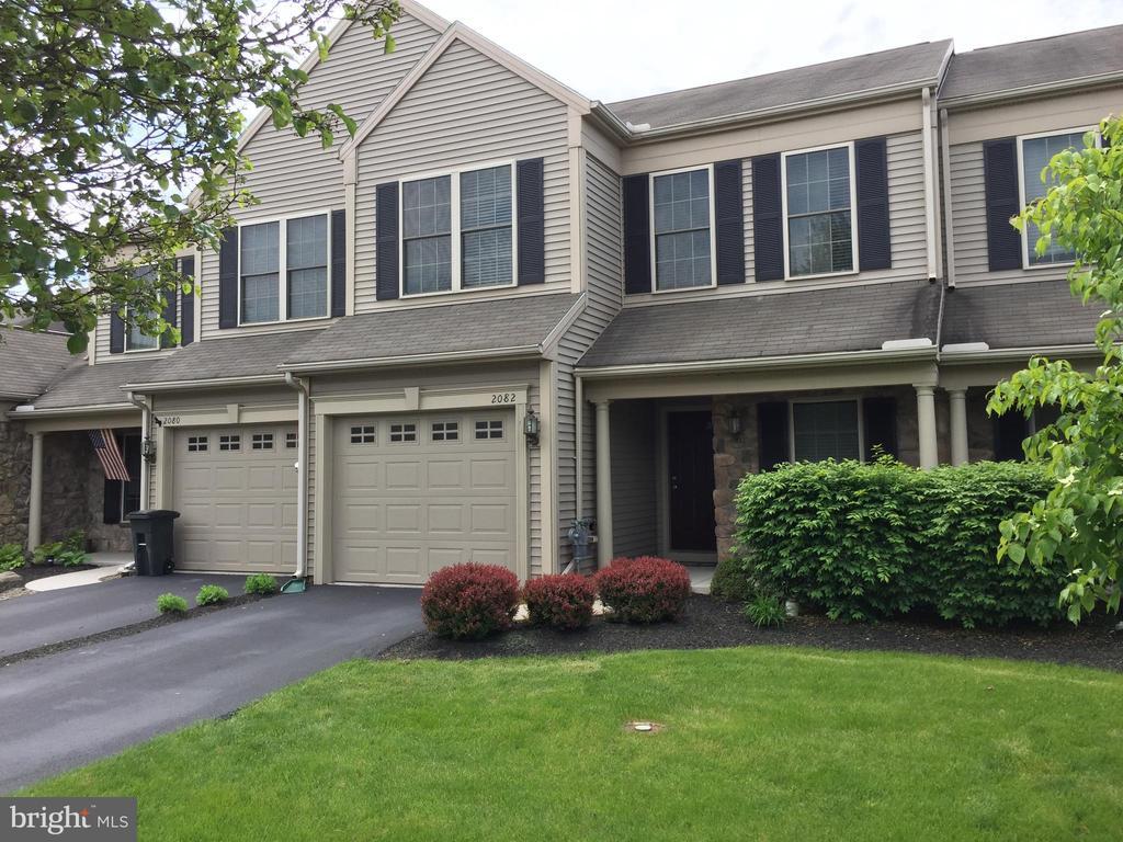Foto principal - 2082 Deer Run Dr