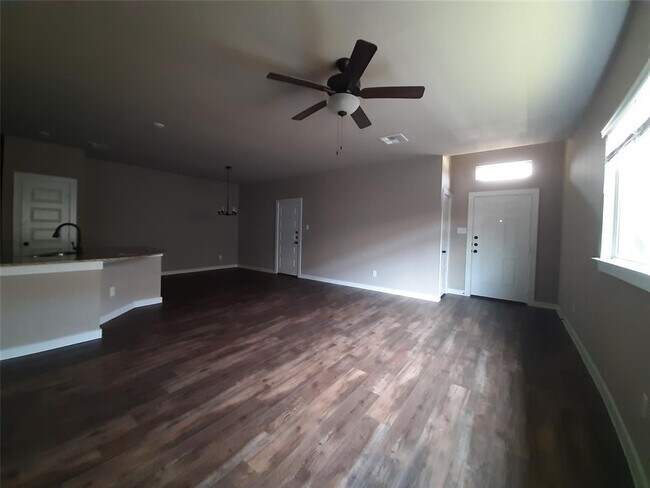 Foto del edificio - 25559 Starling Ln