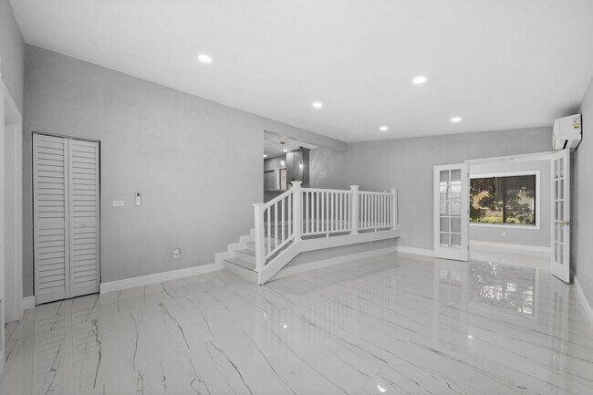 Building Photo - 1300 NW 90th St