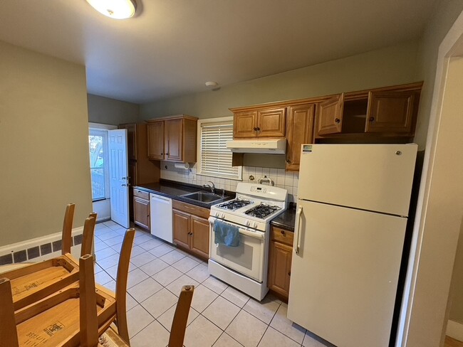 Building Photo - 24 Washington Ave