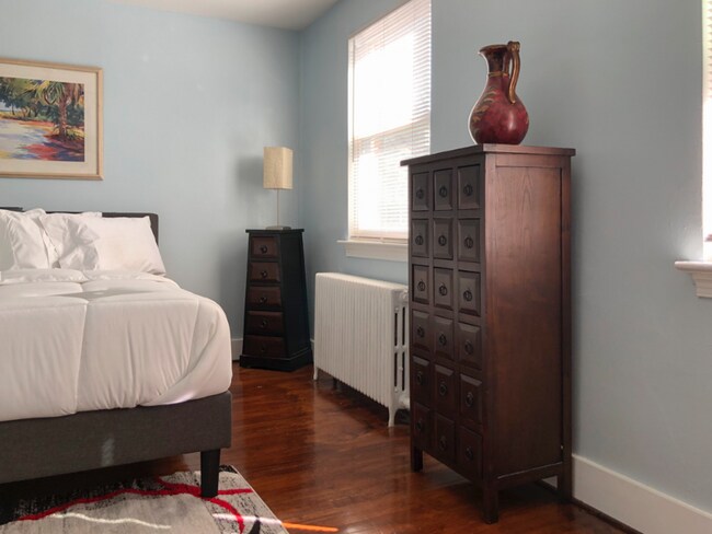 Foto del edificio - 2540 9th St NW