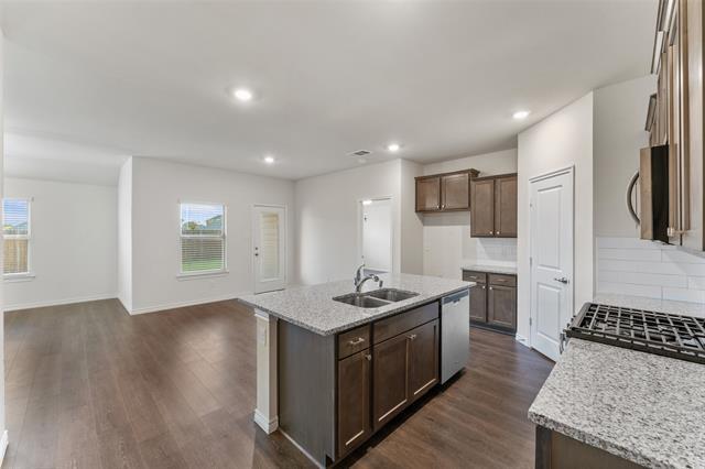 Building Photo - 413 Auburn Forest Dr